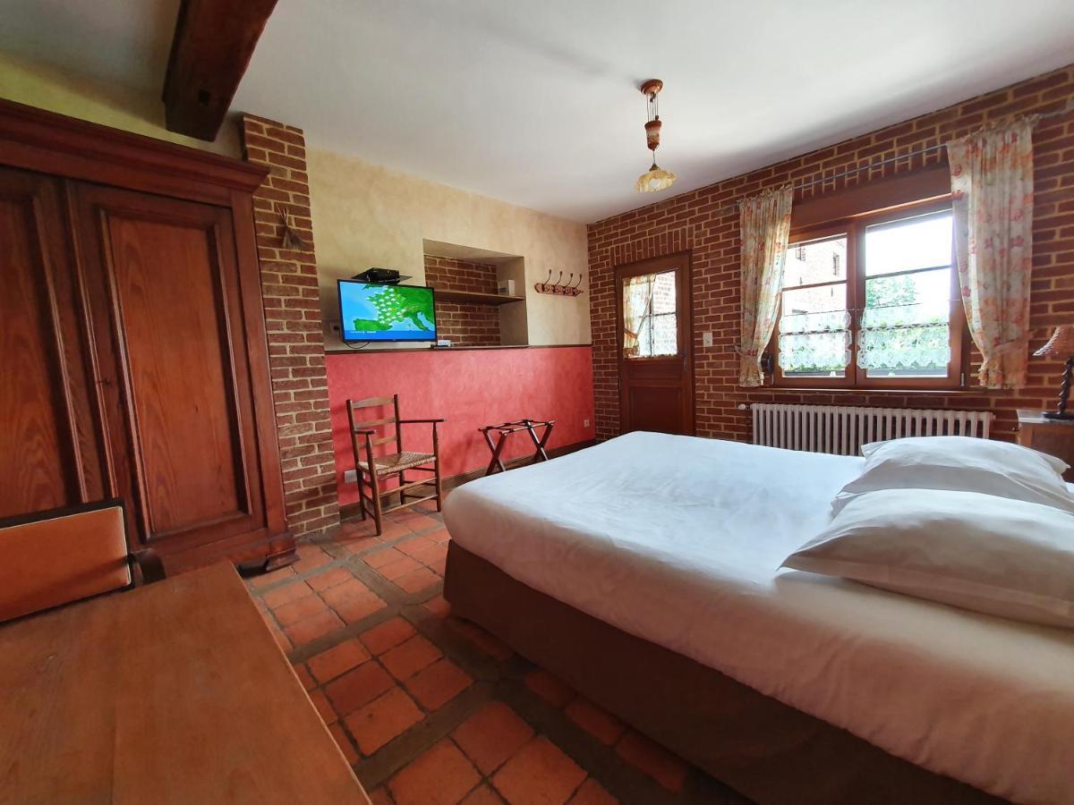 Les Mout'Anes Bed and Breakfast Saint-Hilaire-sur-Helpe Buitenkant foto